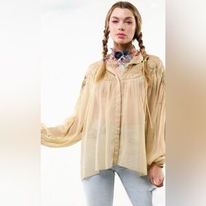 NWT ARATTA CAMELLIA TOP SIZE LARGE Sheer Beige Lace-Trim